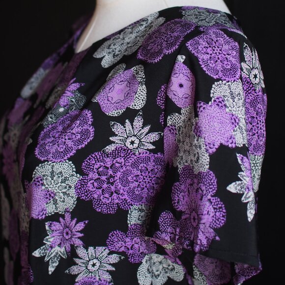 Handmade | Floral Midi Dress - Picture 5 of 8